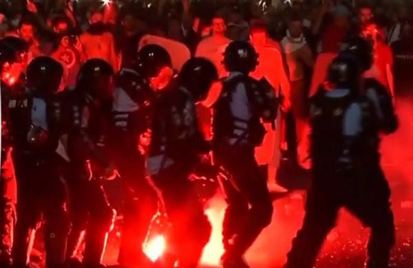 Jandarmii agresaţi la protestul din 10 august pot depune plângeri penale