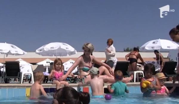 Litoralul pentru toţi, fără personal. Hotelierii de la mare au cereri, dar nu şi angajaţi în extrasezon