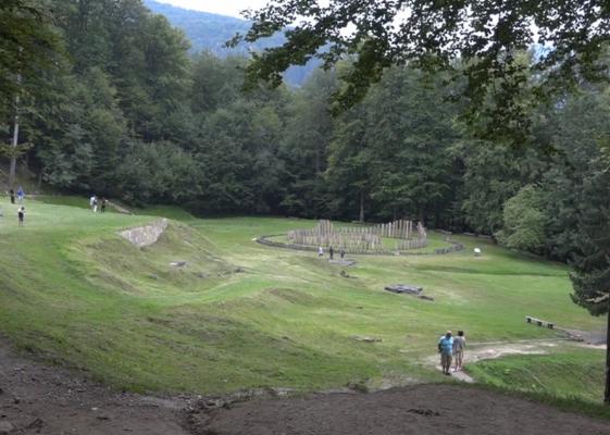 Noi descoperiri arheologice în vechea capitală a dacilor, Sarmizegetusa Regia