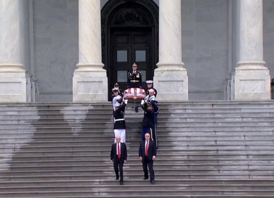 Ceremonie impresionantă la Washington, în memoria fostului senator John McCain