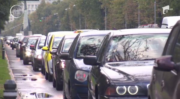 Blocaj aproape total în București, în a doua zi de școală. S-a circulat bară la bară