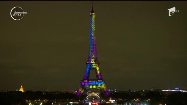 Spectacol de lumini în centrul Parisului, cu ocazia vizitei moştenitorului tronului nipon, Prinţul Naruhito