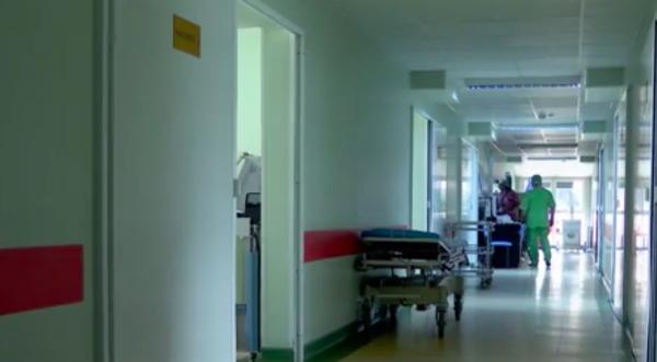 Salariile au crescut, dar tarifele "la negru" au rămas un obicei în spitalele româneşti