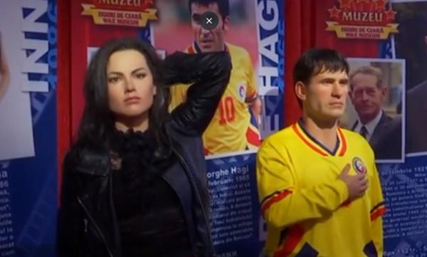 Replica de ceară a Regelui Mihai poate fi admirată de oricine într-un mall din Timişoara