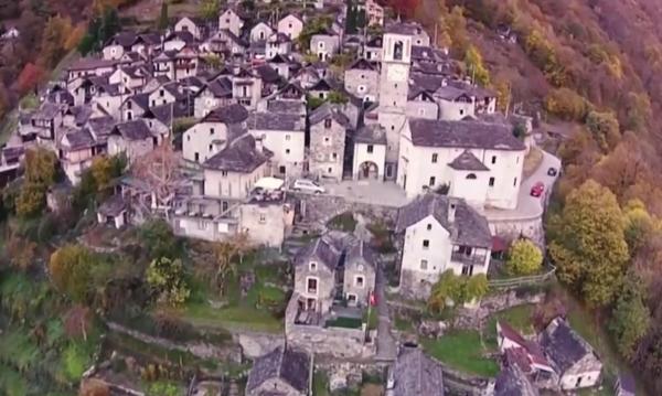 Un sat medieval din Elveţia va fi transformat într-un mare hotel