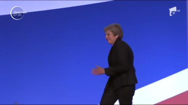Premierul britanic Theresa May a intrat pe scenă dansând, la congresul partidului său