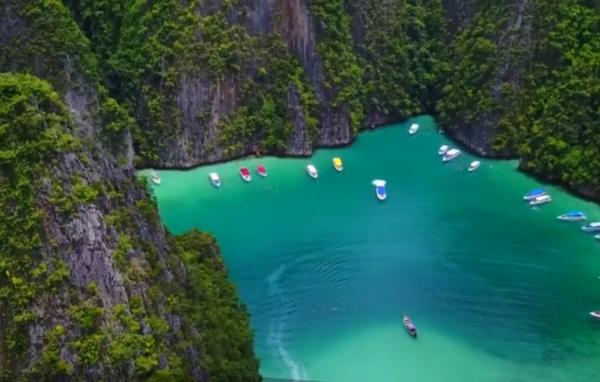 Maya Bay, una dintre cele mai frumoase plaje din lume, a fost închisă