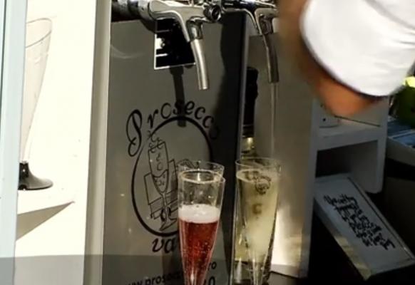 Prosecco, tot mai apreciat de români. Cum să alegem vinul în funcţie de mâncare