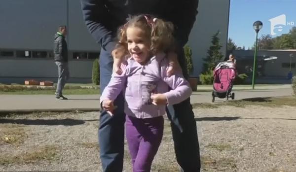 Vreau să ajut! Adela, o fetiță de 3 ani și 8 luni din Brașov, suferă de paralizie cerebrală