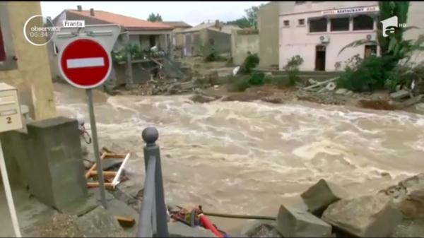 Alerta roşie se menţine în sudul Franţei. Cel puţin 11 persoane şi-au pierdut viaţa în urma inundaţiilor