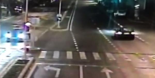 Fiul lui Miron Cozma s-a urcat băut la volan şi a ajuns cu maşina într-un stâlp de pe marginea drumului