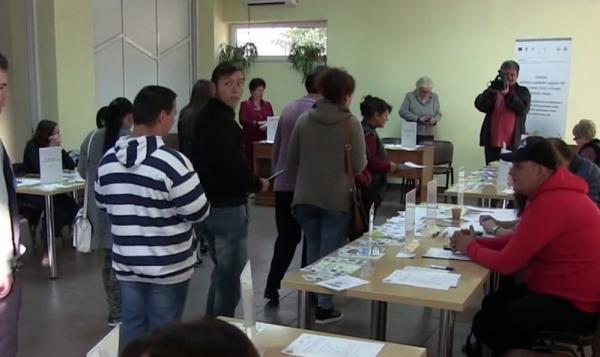 Tinerii din Vaslui nu se înghesuiesc să se angajeze. Prezenţa la bursa locurilor de muncă a fost foarte scăzută