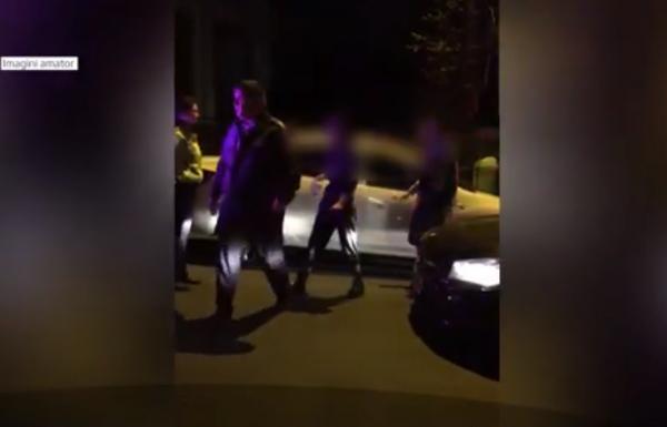 O tânără drogată, fiica unui primar, prinsă în timp ce gonea cu maşina pe străzile Capitalei