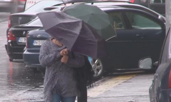 Vremea va avea evoluții anormale săptămâna viitoare. De la frig și ploi, la 25 de grade în weekend