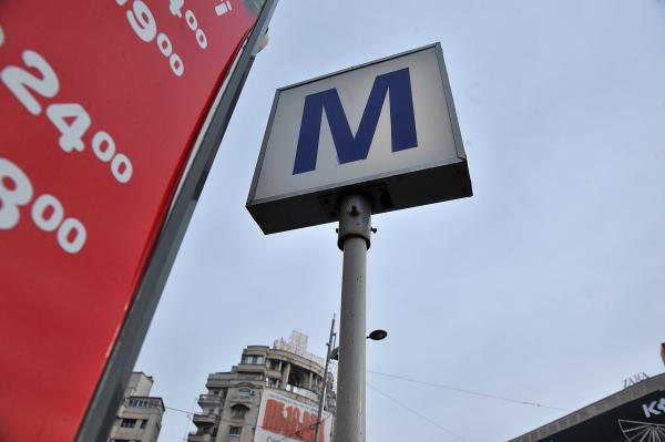 Bucureştiul a fost paralizat din cauza unei defecţiuni la metrou