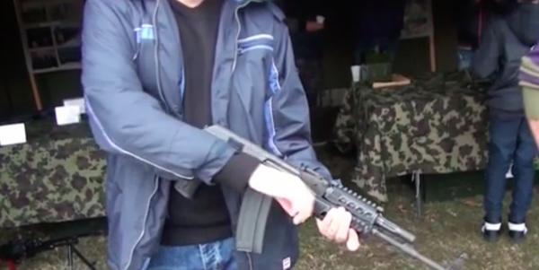 Armata Română va avea un nou pistol-mitralieră, conceput la Fabrica de Arme Cugir