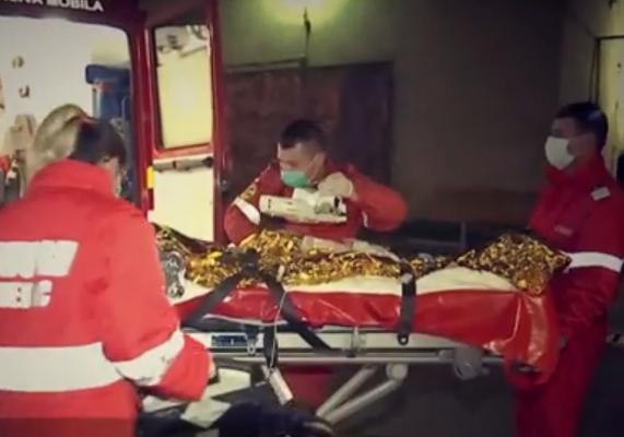 Istoria se repetă. Tânărul ars în explozia din Neamţ a ajuns cu bacterii periculoase într-un spital din Belgia