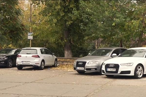 Parcările cu plată din Constanța, folosite pe gratis de șoferi. Amenzile se ridică la 1.000 de lei