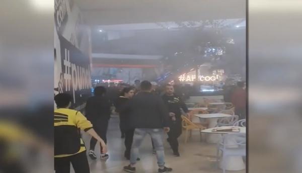 Mall din București, evacuat din cauza unui incendiu