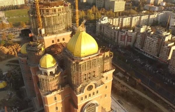 Slujbă sfinţire Catedrala Mântuirii Neamului. Doar 2.500 de oameni vor intra în lăcașul de cult, pe 25 noiembrie