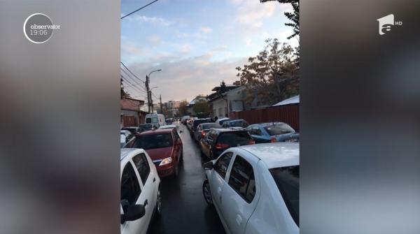 Iarna timpurie crește cozile la vulcanizări. Șoferii schimbă cauciucurile de vară