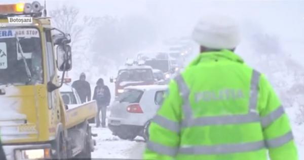 Compania Naţională de Drumuri, amendată după prima ninsoare serioasă
