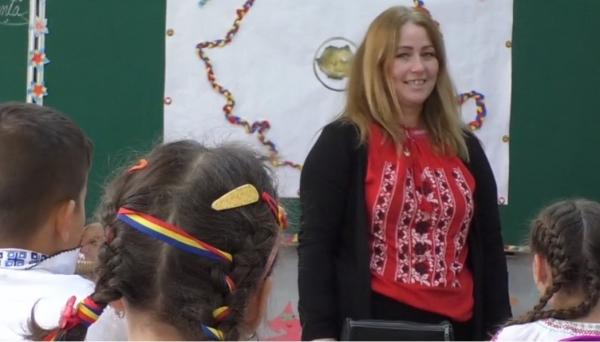 O învăţătoare din Techirghiol a împletit matematica cu muzica pentru elevii ei