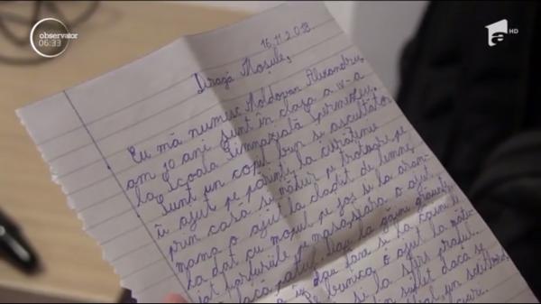 Doi voluntari din Cluj aduc cadouri de la Moș Crăciun pentru copiii săraci