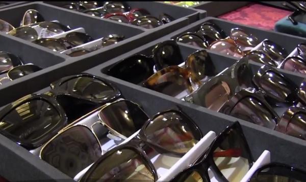 Ochelarii de tip aviator sau de pisică, în tendințele anului 2019