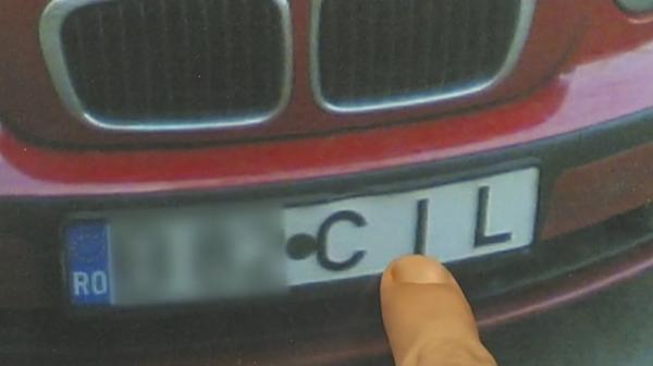 Șoferii care și-au montat numere de înmatriculare speciale riscă să ajungă pietoni