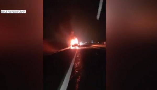 Utilaj de curăţare a drumului, în flăcări pe Autostrada A2. Traficul a fost restricţionat