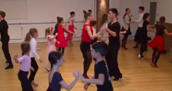 Dansul sportiv, o alternativă de mișcare pentru copii și adulți