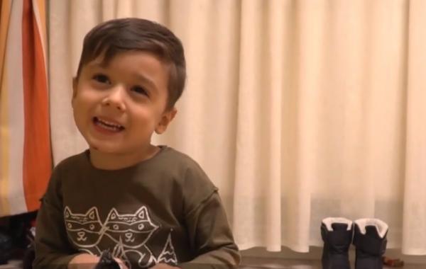 Milioane de copii îl așteaptă pe Moş Nicolae. Dulciuri, jucării, dar și nuiele pentru cei neascultători