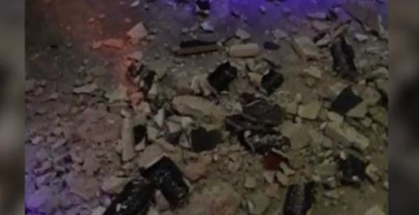 Tavan căzut în timpul unei petreceri dintr-un club din Bucureşti. Patronii localului spun că nu a existat pericol