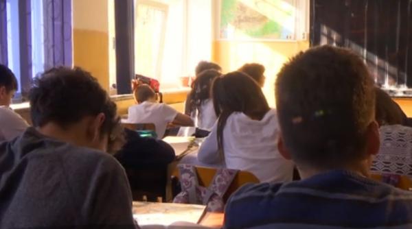 Noi propuneri de reforme în Educaţie: teze unice şi examen psihologic la sfârşit de gimnaziu