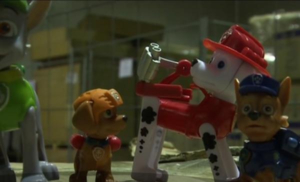 România, invadată de jucării contrafăcute. Unele îi pot sufoca pe copii, altele conțin substanțe toxice