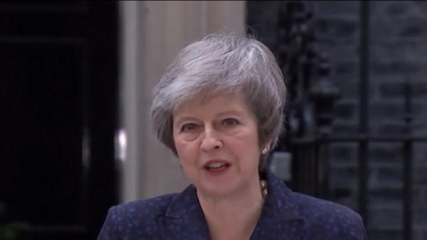 Theresa May nu renunță la postul de premier: "Voi contesta acest vot cu orice preţ!"