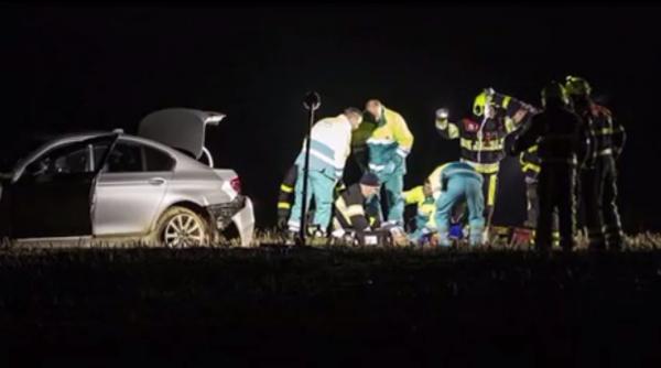 Român găsit mort într-o maşină, pe un câmp din Olanda. Lângă el, o altă româncă, în stare gravă