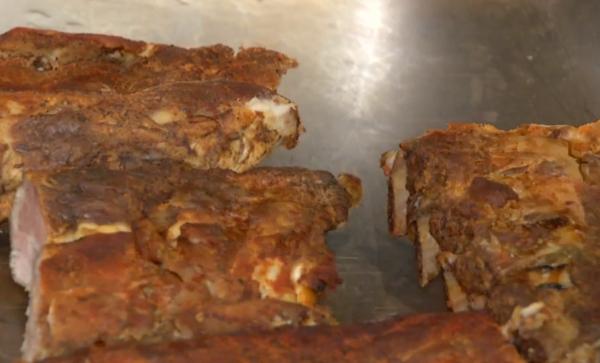 Coastele de porc în miere, delicatesa sezonului de iarnă