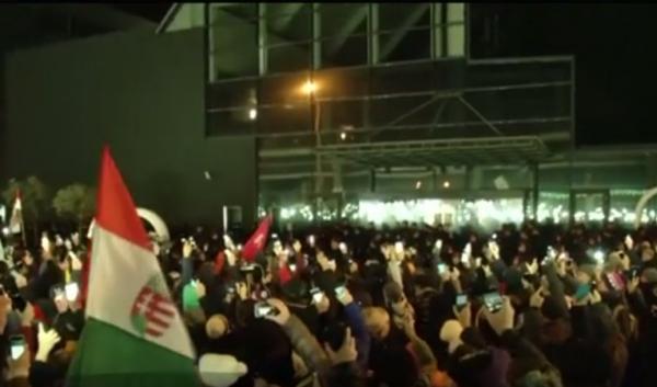Nouă seară de proteste la Budapesta faţă de politicile guvernului Viktor Orban