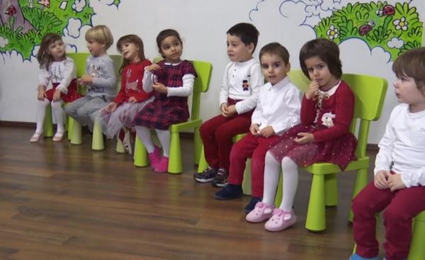 Serbarea de Crăciun, singura preocupare din această perioadă a elevilor și preșcolarilor