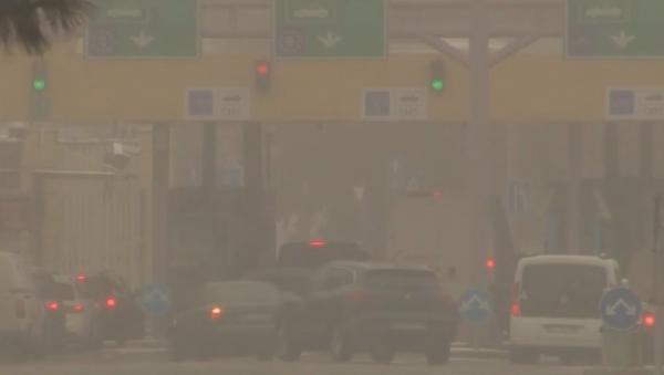 Aglomerație în vămile Nădlac şi Borş, românii din străinătate se întorc la muncă