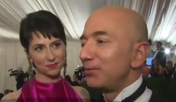 Jeff Bezos, cel mai bogat om din lume, ar putea pierde jumătate din avere din cauza infidelităţii