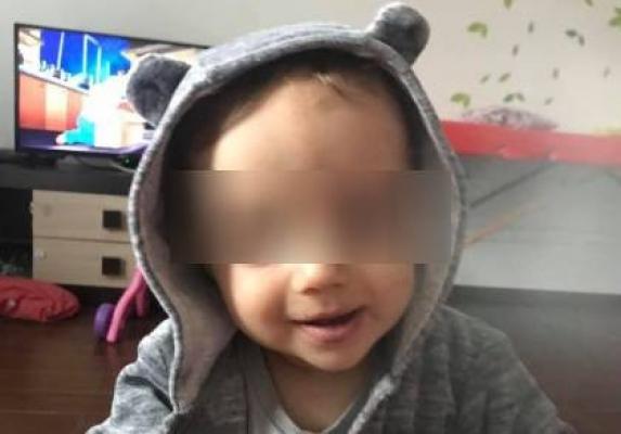 Mesajul cutremurător al mamei lui Ayan, bebeluşul răpus de gripă: "Am sperat, Dumnezeu a decis altceva"