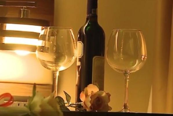 Vacanțele romantice, cadouri la modă de Ziua Îndrăgostiților