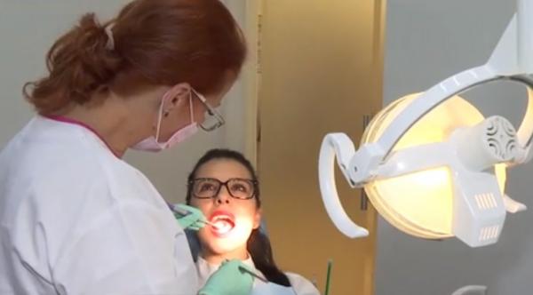 Medicii stomatologi, greu de găsit în zilele de weekend