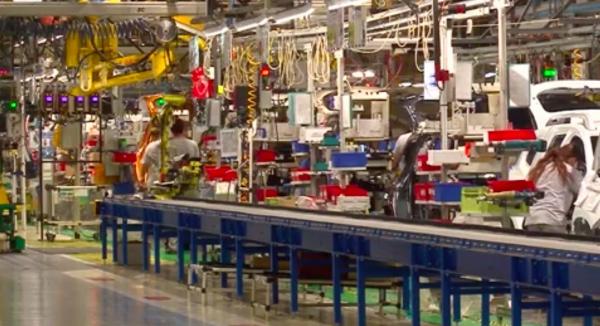 Peste 13 mii de maşini Dacia, rechemate în service, din cauza unor posibile probleme cu airbagul din dreptul şoferului