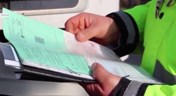 Un argeşean a fost amendat de două ori, din cauza mesajelor postate online la adresa Poliţiei Locale