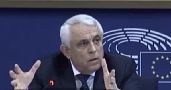 Petre Daea a vrut să demonstreze cât de dăunători sunt cormoranii printr-un mesaj pe Facebook (Video)