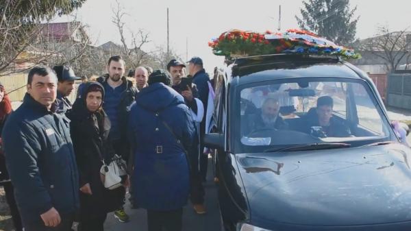Reacția preotului acuzat că a lăsat o familie cu mortul în stradă, la o înmormântare din Ilfov
